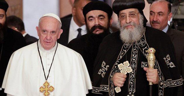 البابا فرنسيس والبابا تواضروس 