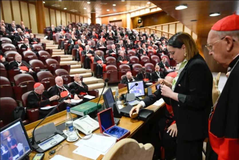 صرخة سلام من الكونكلاف: الكنيسة الكاثوليكية تدعو إلى وقف إطلاق النار في الشرق الأوسط 