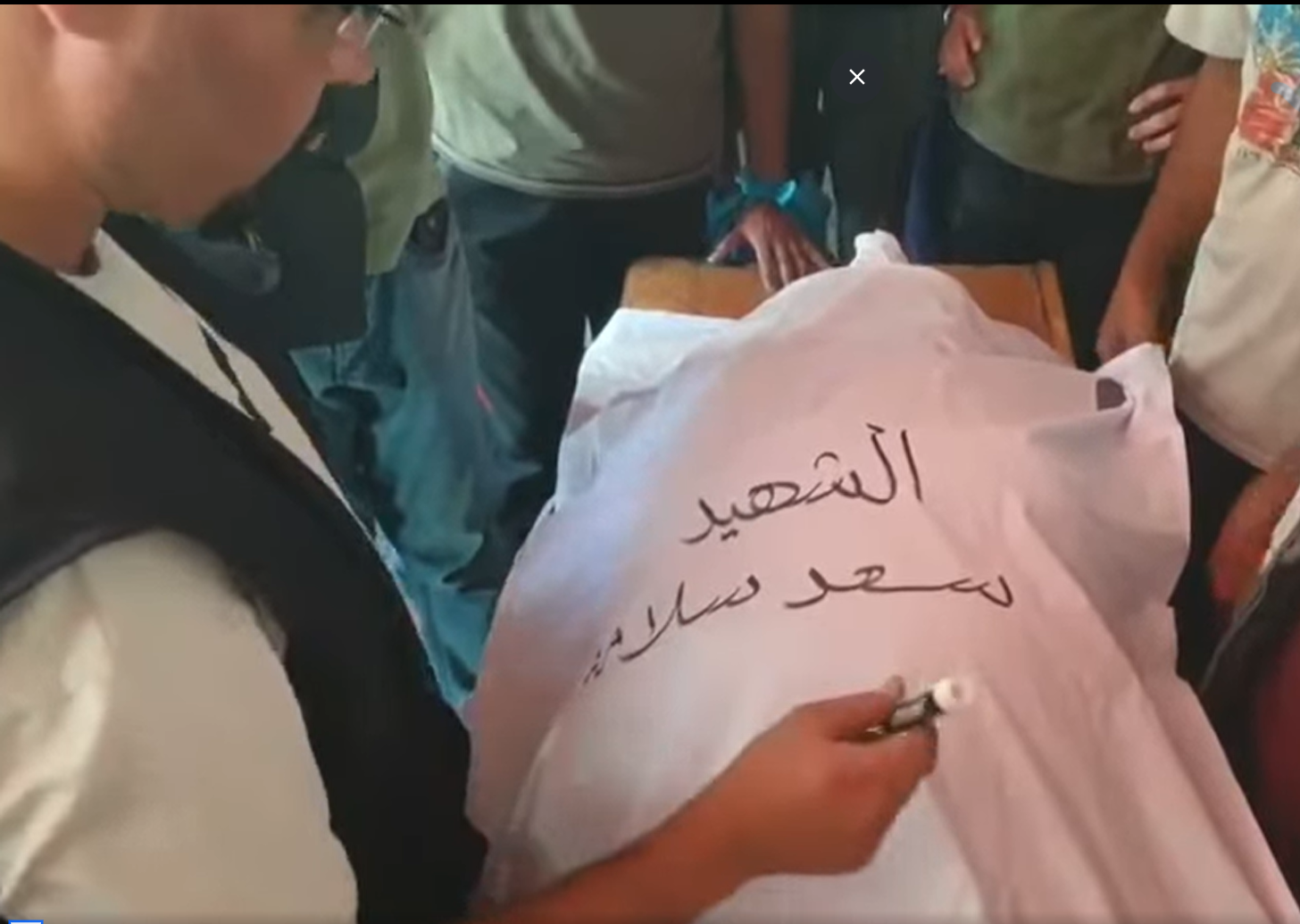 شهداء ودمار في كنيسة العائلة المقدسة بغزة إثر قصف إسرائيلي مباشر